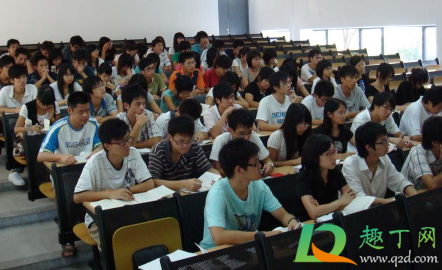 大学生2021年暑假可以住宿舍吗1