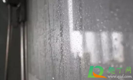 回南天跟梅雨季节一样吗1
