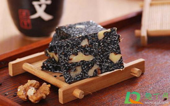 阿胶糕油纸黏住了怎么办1