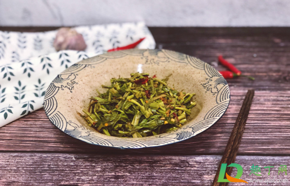 香椿直接冷冻还是腌制后冷冻好1