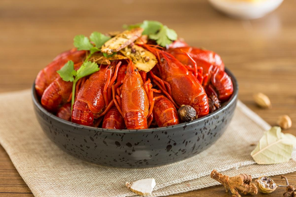 煮小龙虾是用清油料还是牛油料1
