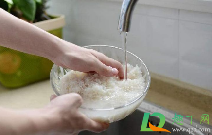 淘米水浇花发酵多久才能用1