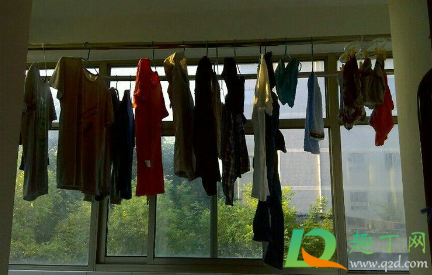 衣服能晒在外面过夜吗1