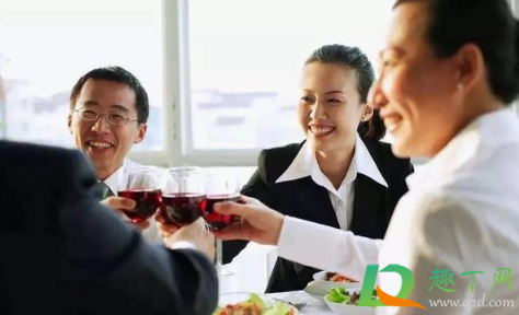 酒桌上敬酒时怎么说感谢的话2