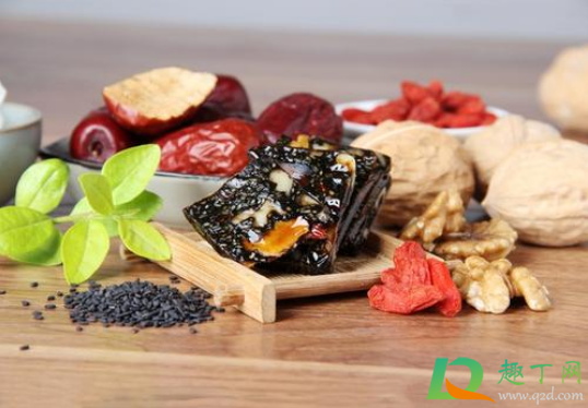 阿胶糕用的玫瑰花瓣是干的吗2