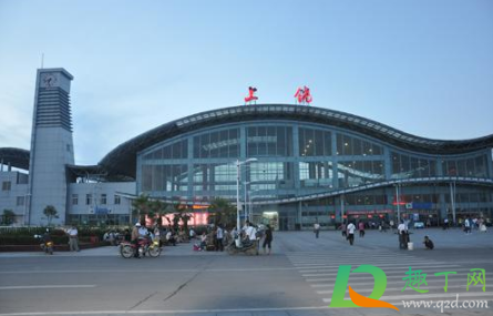 上饶火车站和高铁站在一起吗2