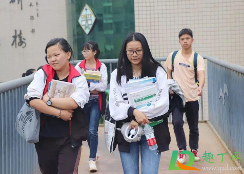 2021年高中暑假是几月到几月2