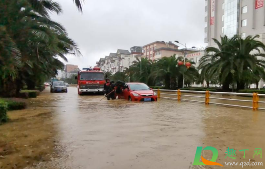 汽车淹水熄火二次启动危害大吗2