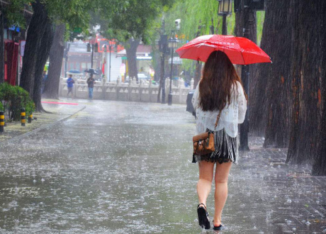 夏天下雨多冬天下雪就多吗2