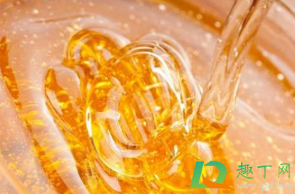 放置多年的蜂蜜黑了还能吃么2