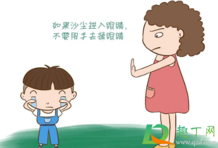 揉眼睛有水声怎么回事2