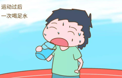 运动完可以一次性大量喝水吗2