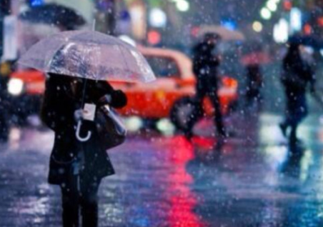 夏天下雨多冬天下雪就多吗3