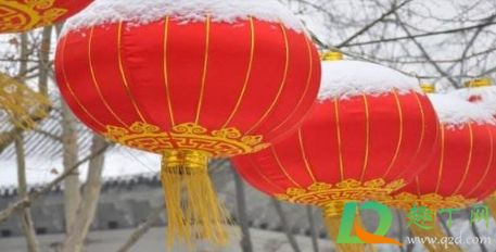 ​灯笼可以一年四季挂着吗3