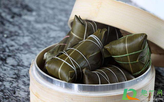 煮粽子水开后用大火还是小火煮3