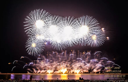 金山烟花节什么时候开始20213