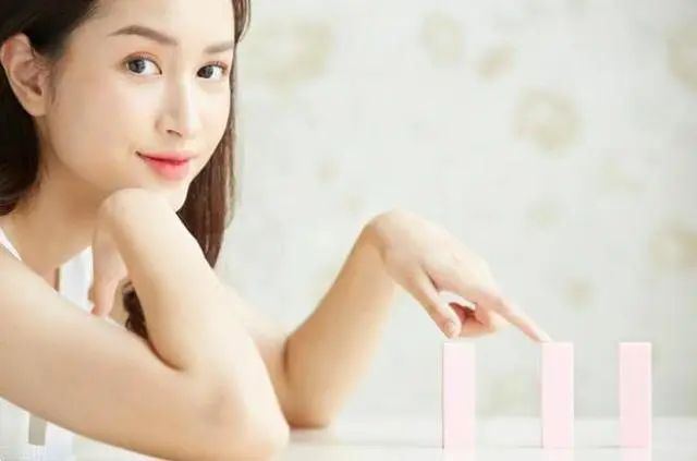 提醒：女性不想被别人喊“黄脸婆”，5种水果尽量少吃