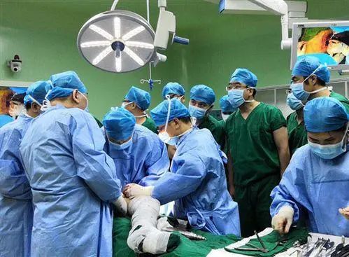 什么是“过度医疗”？专家呼吁：很多手术不该做，很多药也不该吃