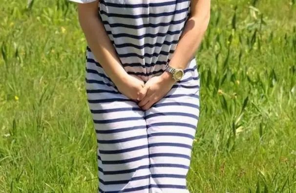 “宫颈病变”不只小腹痛，而是3个异常，若发现别蒙在鼓里