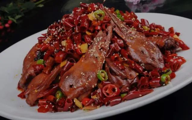 糖尿病患者不能吃馒头？医生提醒：真正不能吃的，或是这4种食物