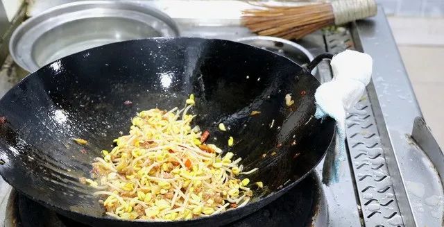 2月4号立春到，老传统：“躲3人，吃3样”，分别指的是什么？