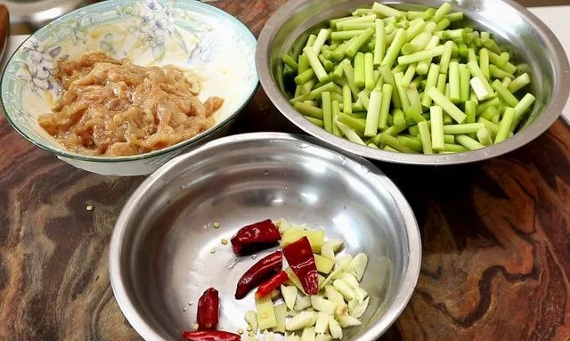2月4号立春到，老传统：“躲3人，吃3样”，分别指的是什么？