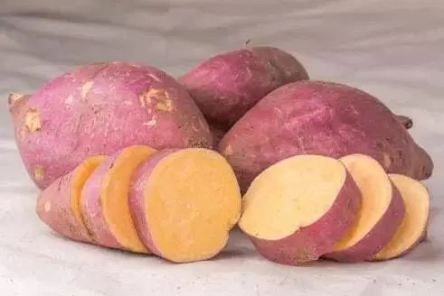 土豆，是糖尿病的“催化剂”吗？医生：控血糖，这7种蔬菜需少吃