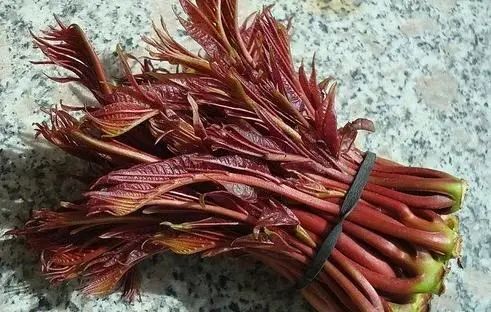 土豆，是糖尿病的“催化剂”吗？医生：控血糖，这7种蔬菜需少吃