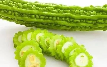 常吃苦瓜，好处或“不请自来”！但要牢记5个禁忌，别再犯错