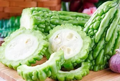 常吃苦瓜，好处或“不请自来”！但要牢记5个禁忌，别再犯错