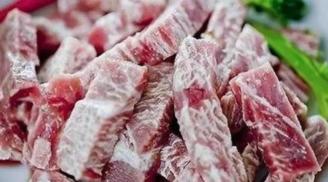 鹅肉，是癌细胞的“催化剂”吗？劝告：这4种肉，请嘴下留情