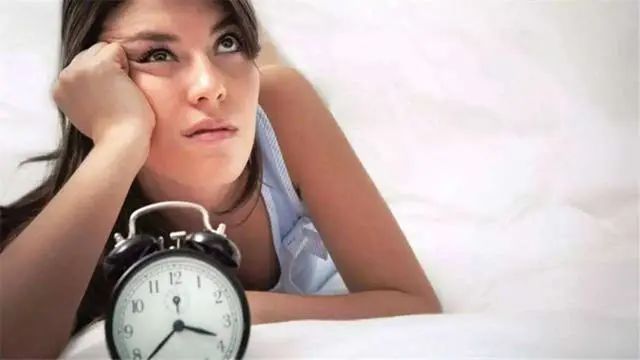 每天吃一个“煮熟”的苹果，坚持半月，“5个甜头”或悄然而至