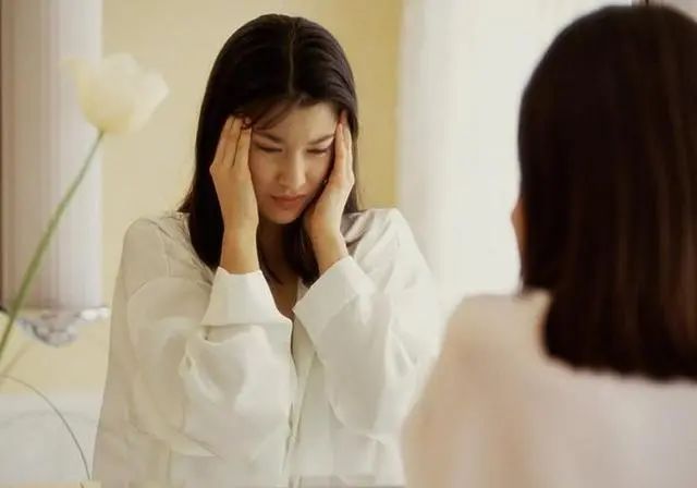 失眠是因为缺少维生素？医生建议：补充3类维生素，或睡得安稳