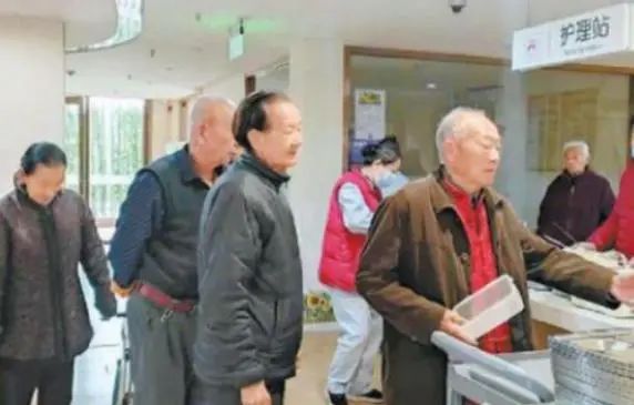 医生提醒：60岁以后做体检，没必要每项都做，做好5个检查即可
