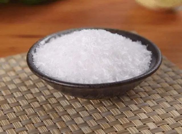 为何脑梗患者逐年增多？医生：或与肥肉无关，3种调料建议少食用