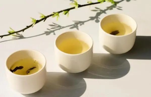 长期吸烟却又坚持喝茶的人，后来都怎么样了？医生终于给出答案