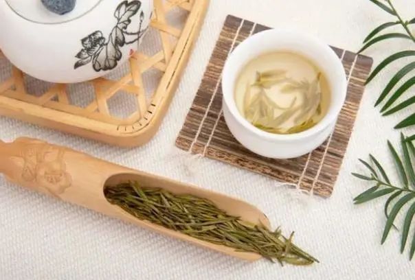长期吸烟却又坚持喝茶的人，后来都怎么样了？医生终于给出答案