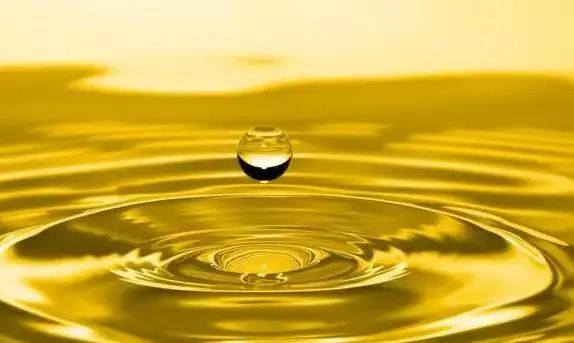 花生油、菜籽油、玉米油，哪种油健康？医生：这2种油或要少吃