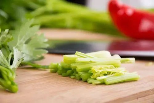 李兰娟：早上是养肝“黄金期”，5种食物敞开吃，或让肝脏更柔软