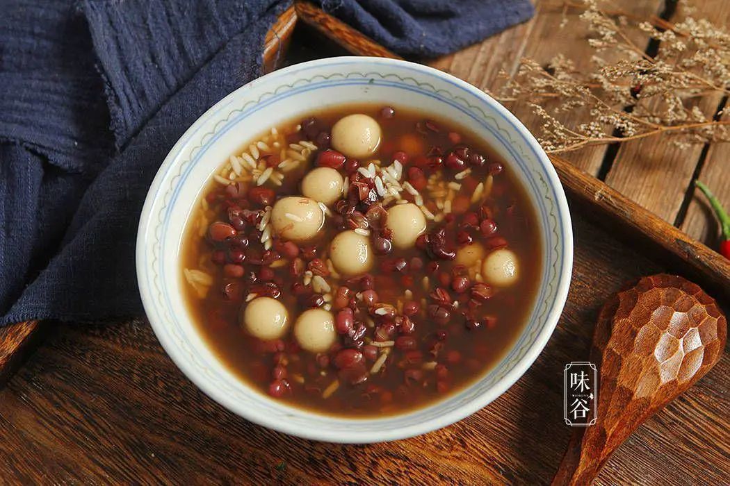 入秋了，建议女人：再忙也要多吃养元5宝，养阳补血，安稳度秋