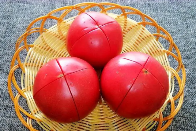 西红柿不能随便吃？医生提醒：这4种人，平时尽量少吃一些