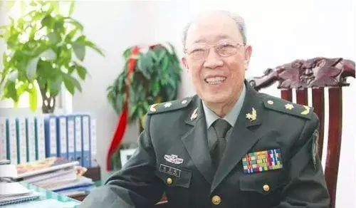 “肝病之父”吴孟超，总结60年养肝经验：做好3件事，或对肝脏好