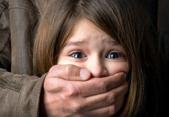 中国父母之殇：53万儿童性早熟，“催熟”孩子的不是豆浆和鸡肉