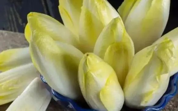 苦瓜能降尿酸吗？医生：这6种食物才是降尿酸能手，平时不妨多吃