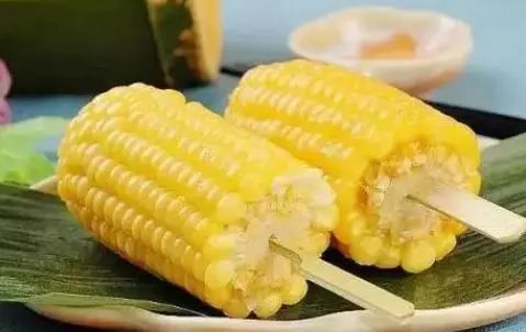 玉米是胃炎的“加速器”？提醒：想养胃，建议少碰四果，做好六事
