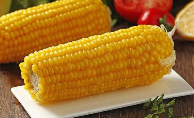 玉米是胃炎的“加速器”？提醒：想养胃，建议少碰四果，做好六事