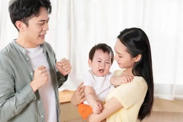 孩子晚上超过9点还不睡，会影响到身高发育？父母别再傻傻误信了