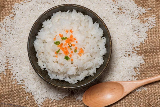 长期吃面食的人，与长期吃米饭的人，有什么区别？