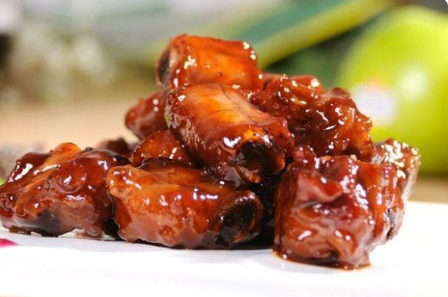 高血糖不能喝稀饭，会升高血糖？医生：5种食物，平时尽量少吃