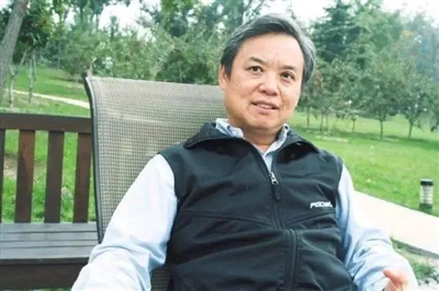 从肺癌晚期到肿瘤消失，人民日报记者抗癌成功，3个忠告分享给您